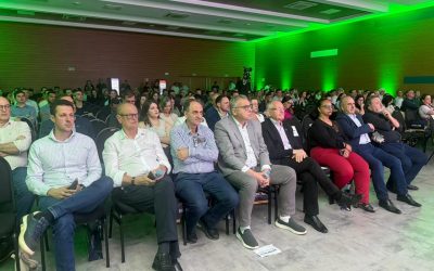 Codesc participa do Fórum Econômico e Político do Oeste do Paraná e reforça compromisso com o desenvolvimento regional